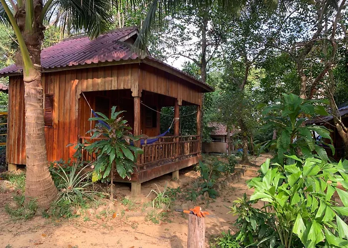 Easy Tiger - M'Pai Bay Beach, Koh Rong Sanloem